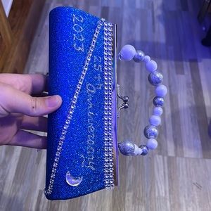 It’s a hole bunch of toys you should really get it